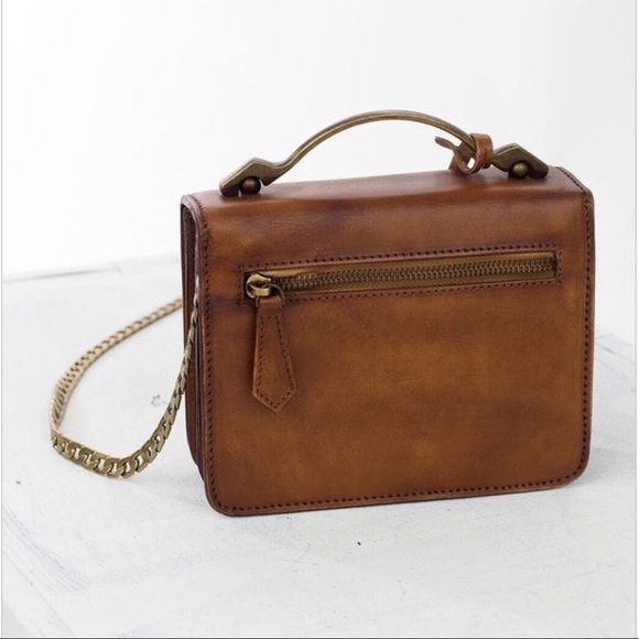 HP! Leather Foldover Crossbody Handbag! - Picture 3 of 7